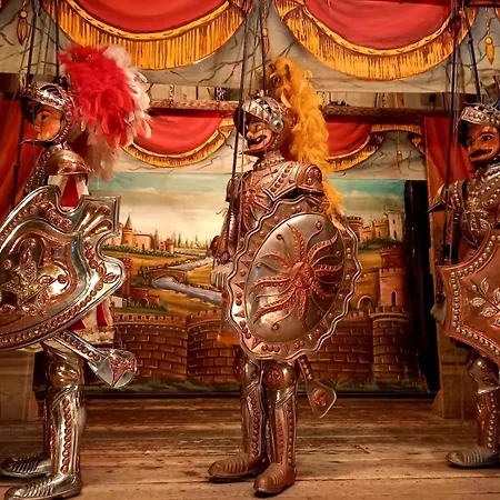 Isti E Binisti Flat דירה