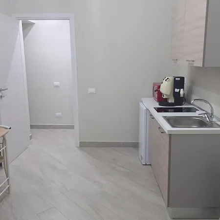 Isti E Binisti Flat *