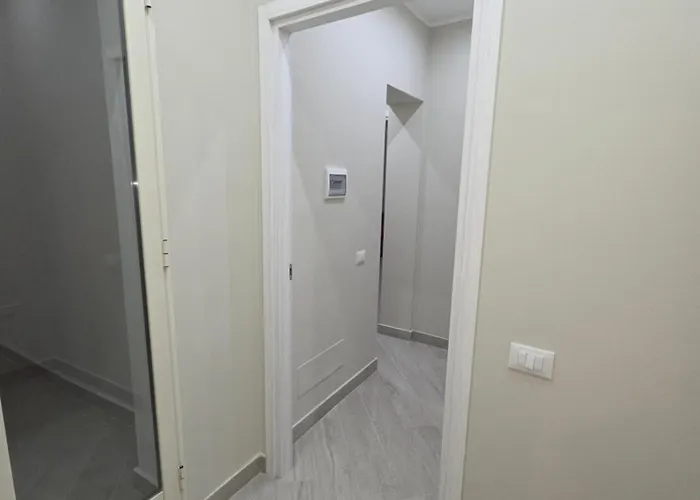 Isti E Binisti Flat Lejlighed