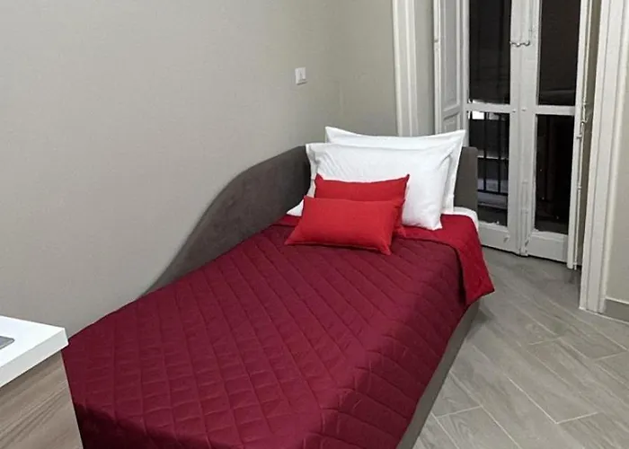 Isti E Binisti Flat *